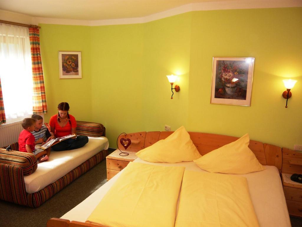 Ferienhaus Ahorn Neustift im Stubaital Rum bild